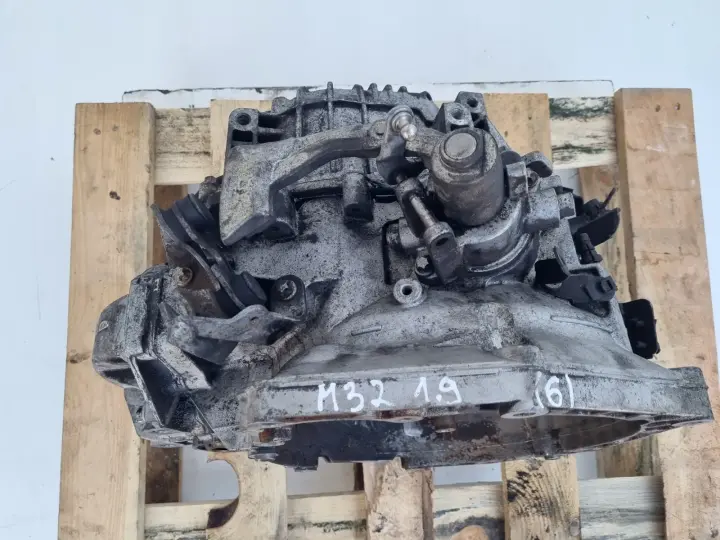 Opel Vectra C 1.9 CDTI SKRZYNIA BIEGÓW M32 manualna MANUAL