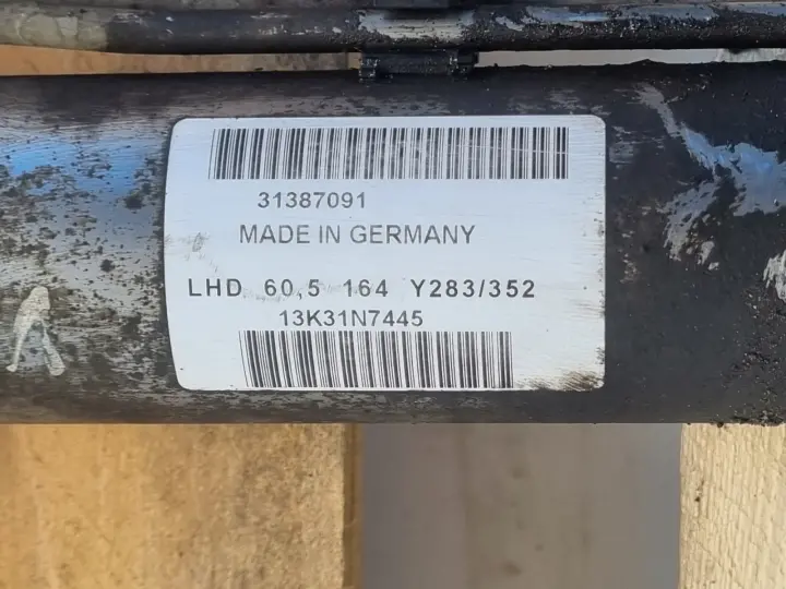 Volvo V60 S60 II MAGLOWNICA przekładnia kierownicza EUROPA 31387091