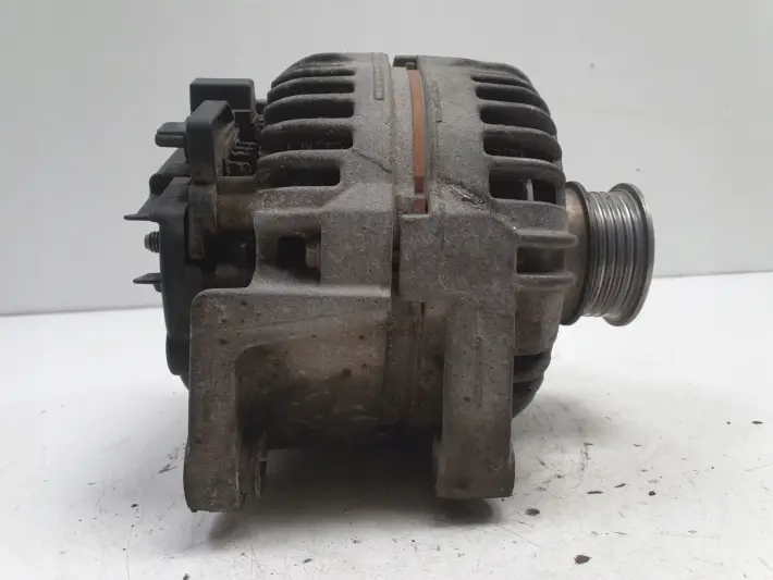 Opel Astra III H 1.6 16V ALTERNATOR bosch 0124425020 ZJ 100A