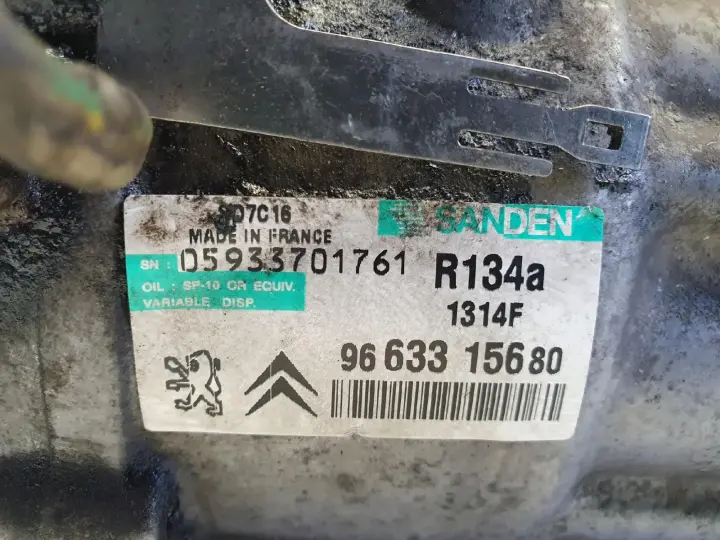 961656b279b1c4edbc20bc504ac951e8