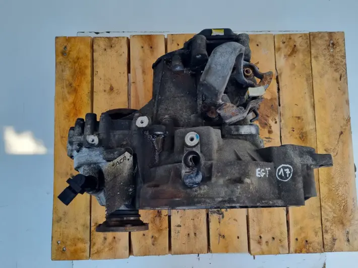 VW Bora 2.0 8V SKRZYNIA BIEGÓW manual EGT manualna