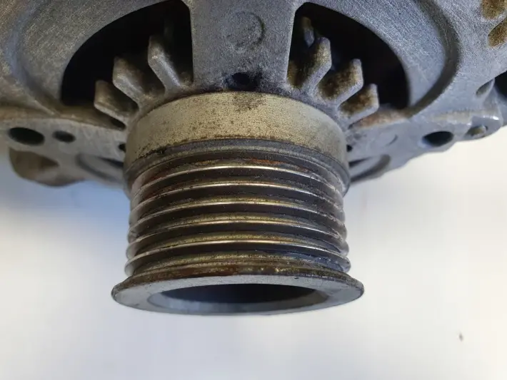 Ford C-Max 1.8 16V ALTERNATOR 104210-3532