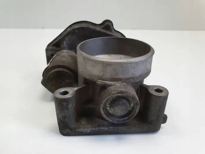 Ford C-Max 1.8 16V PRZEPUSTNICA VP4F9U-9E928-AB