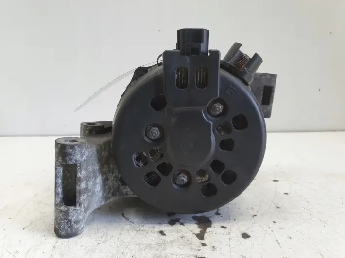 Ford C-Max Focus mk2 1.8 16V ALTERNATOR 30667069 3M5T-10300-LC