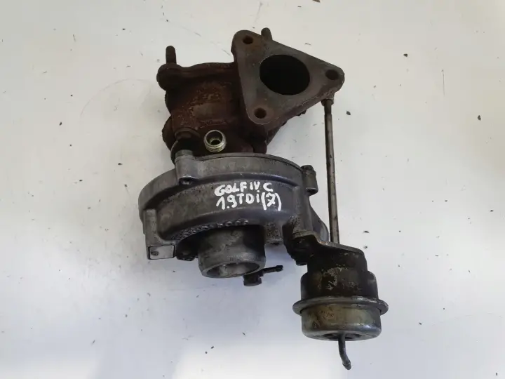 VW Golf IV 1.9 TDI TURBOSPRĘŻARKA 038145701D