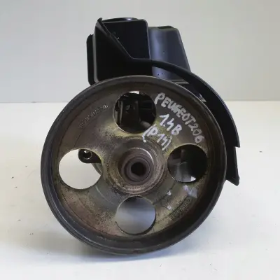 Peugeot 206 1.4 8V POMPA WSPOMAGANIA