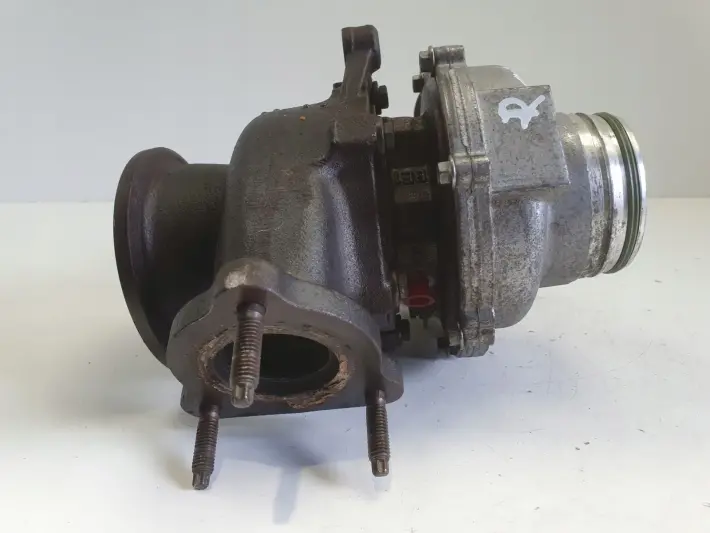 Volvo XC60 S60 V60 II 2.0 D3 TURBOSPRĘŻARKA turbo 31493379