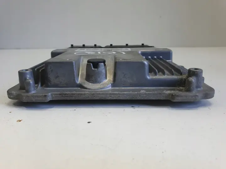 Volvo S60 II V60 1.6 T3 STEROWNIK SILNIKA komputer 0261S06611