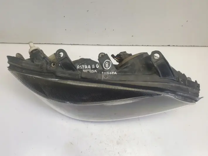 Opel Astra II G PRZEDNIA LAMPA PRAWA prawy przód