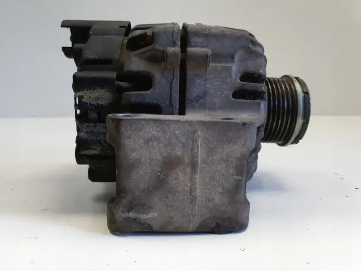 Opel Combo C 1.3 CDTI ALTERNATOR 13117279YQ valeo