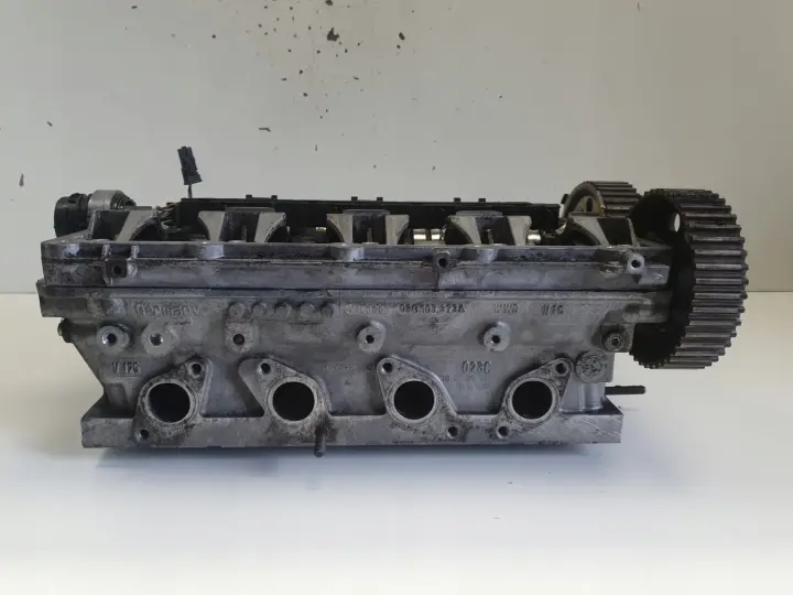 VW Passat B6 2.0 TDI GŁOWICA CYLINDRÓW 03G103373A