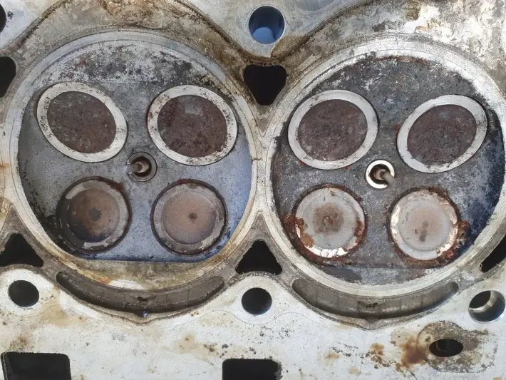 Mini Cooper R56 Peugeot Citroen 1.6 16V VTi GŁOWICA CYLINDRÓW V753354980R