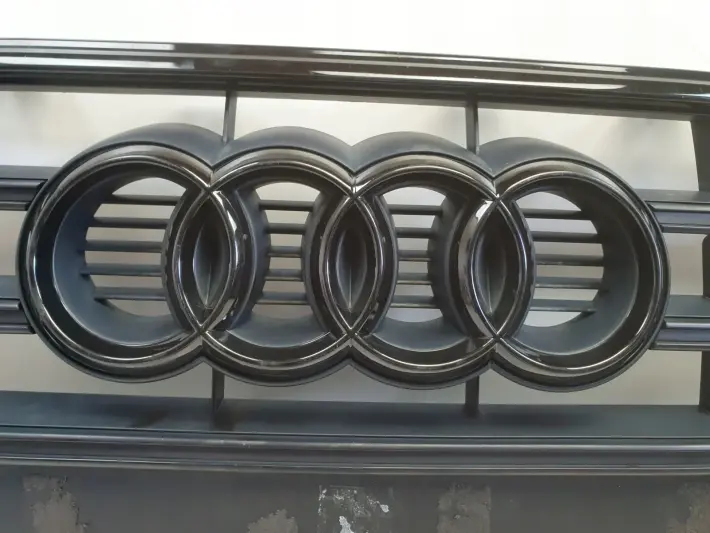 Audi A5 S5 lift ATRAPA CHŁODNICY Grill gril emblemat znaczek 8T0853651M