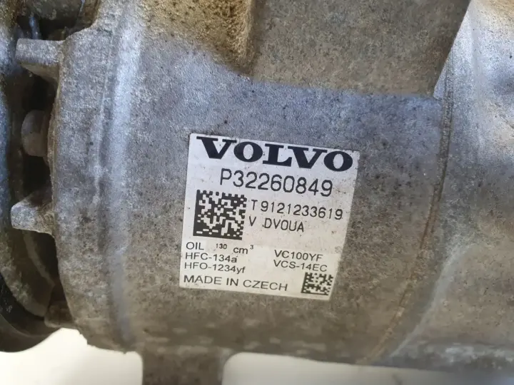 Volvo S60 II V60 2.0 D4 SPRĘŻARKA KLIMATYZACJI pompa P32260849