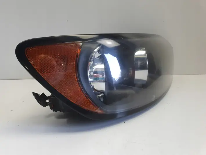 Volvo V50 S40 II PRZEDNIA LAMPA PRAWA prawy przód EUROPA ŁADNA 30698874