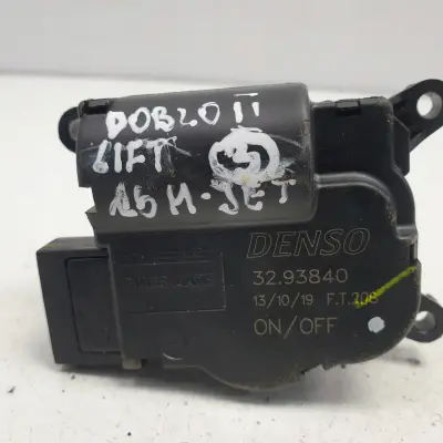 Fiat Doblo II lift SILNICZEK NAGRZEWNICY 32.93840