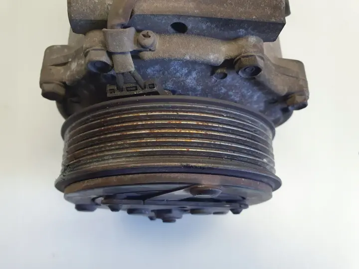 Volvo V70 III 1.6 D D2 SPRĘŻARKA KLIMATYZACJI pompa 31348213