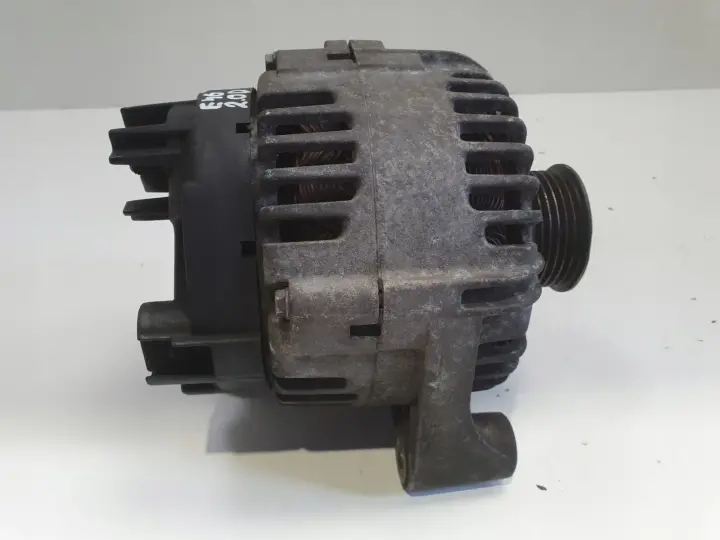 BMW E46 2.0 D ALTERNATOR 7789980 AL01 150A valeo