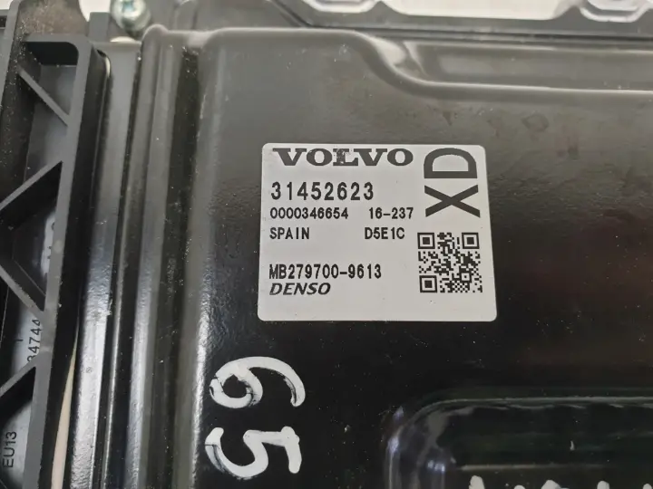 c492cccb8505375fa617251d2a9b5d78