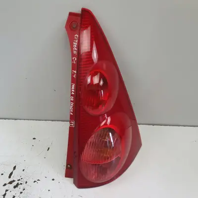 Citroen C1 05-14r TYLNA TYLNIA LAMPA PRAWA PRAWY TYŁ