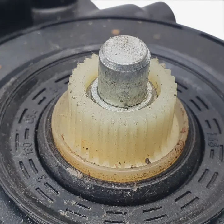 8b30fc350d2d3d3c087c5ad915223351