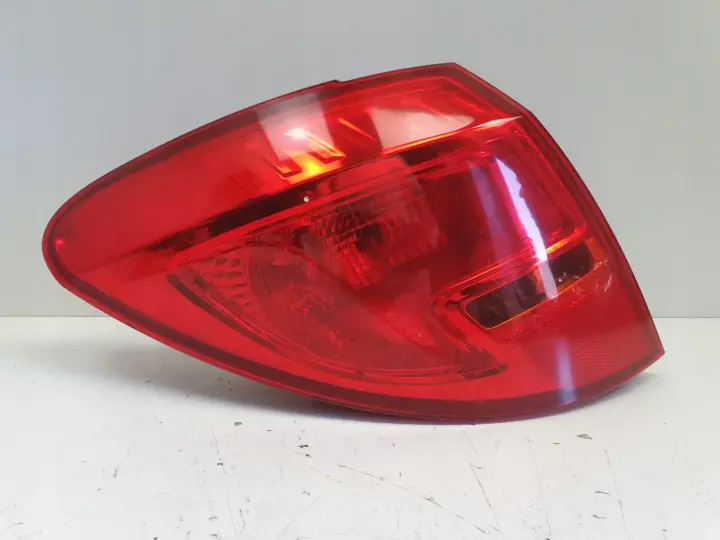 Opel Meriva B 10-17r TYLNA LAMPA LEWA lewy tył 13253627