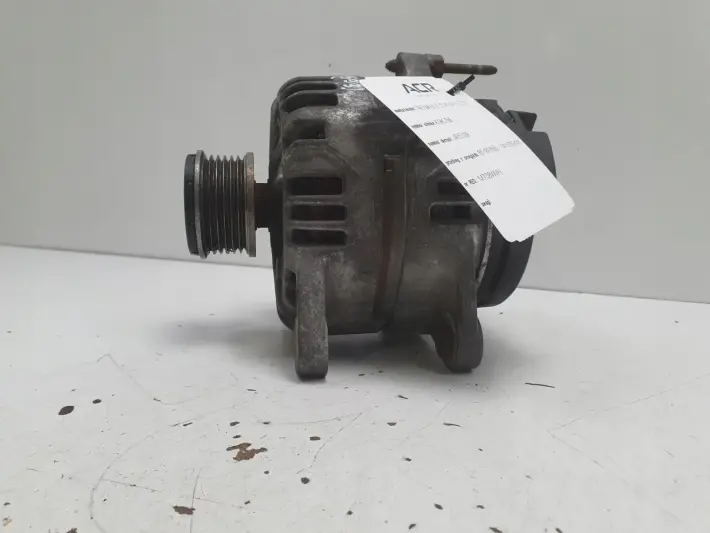 Renault Clio III 1.5 DCI ALTERNATOR bosch 0124425071