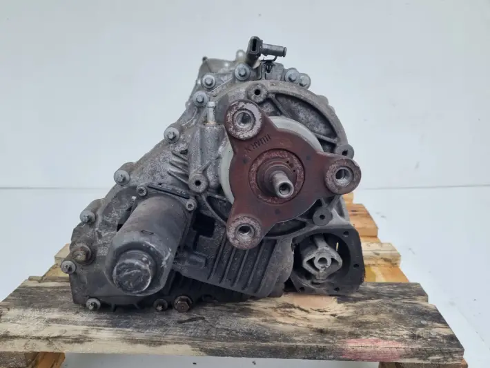 BMW X3 E83 2.0 D DIESEL REDUKTOR MANUALNEJ SKRZYNI BIEGÓW manual