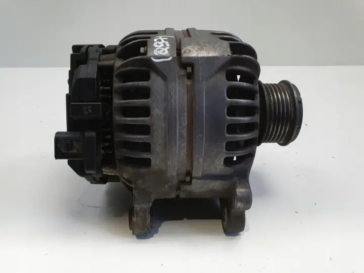 Seat Toledo II Leon I 1.9 TDI ALTERNATOR Bosch 028903028E 120A
