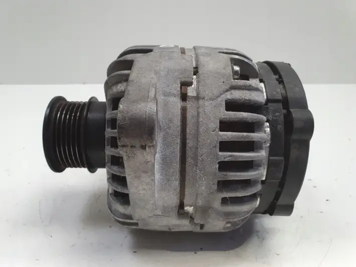 Opel Astra III H 1.9 CDTI 16V ALTERNATOR