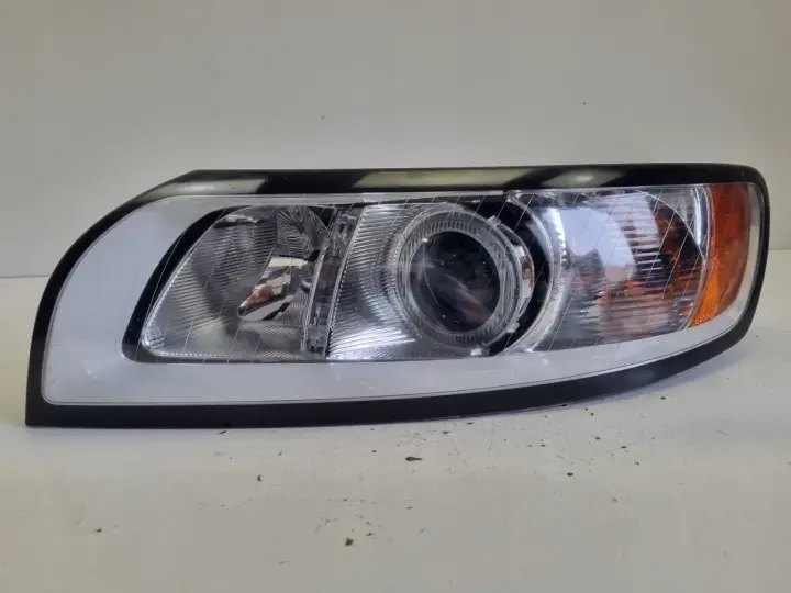 Volvo S40 II V50 LIFT PRZEDNIA LAMPA LEWA lewy przód 31265694 ZWYKŁA ŁADNA