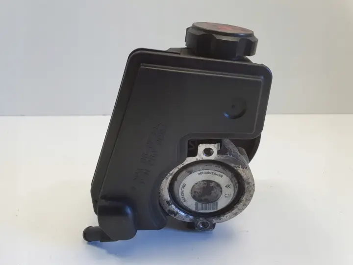 Citroen Xsara II 1.4 8V POMPA WSPOMAGANIA 9641267380