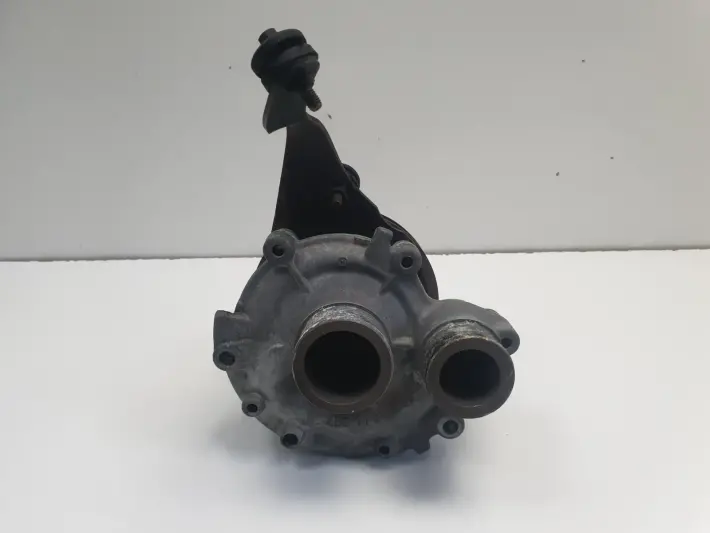 Jaguar XJ IV V 3.2 R6 POMPA WODY EBC11072CB