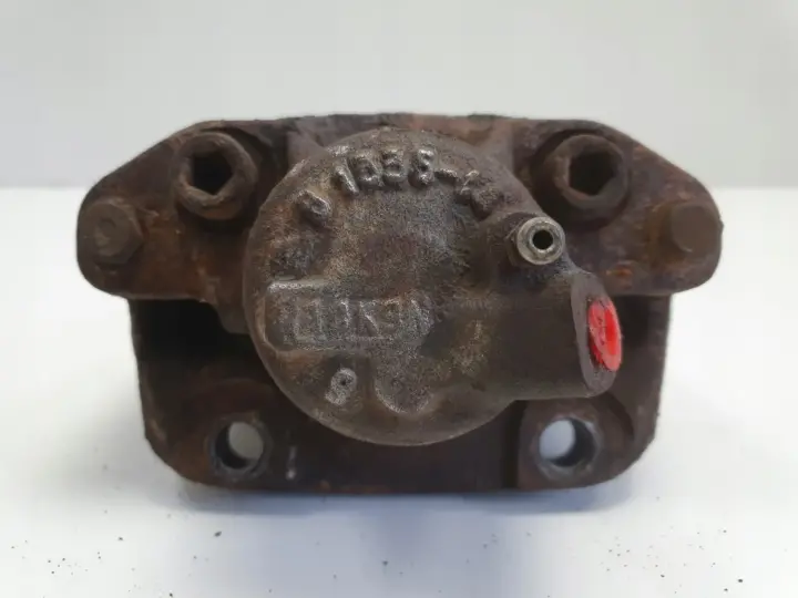 Renault Clio II PRAWY PRZEDNI ZACISK HAMULCOWY przód pasażera P.P Lucas