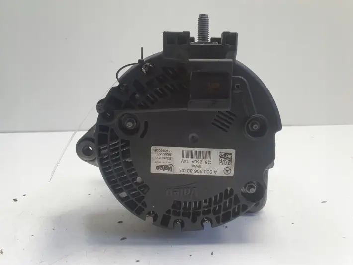 Mercedes W213 E200 1.6 CDI ALTERNATOR valeo A0009068302 250A