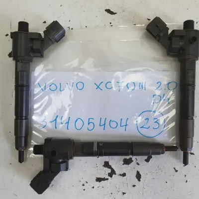 Volvo V70 III XC70 II lift 2.0D D4 WTRYSKIWACZ PALIWA Wtrysk 31405404