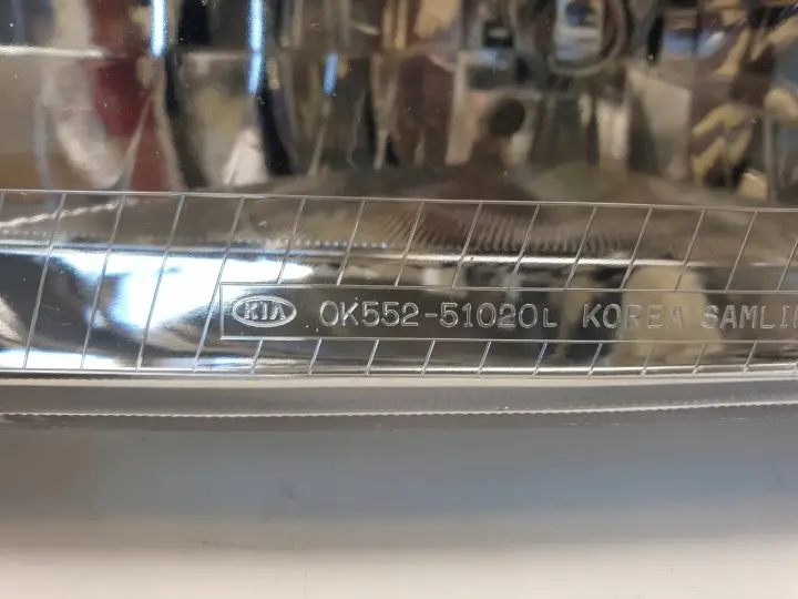 Kia Carnival I PRZEDNIA LAMPA LEWA lewy przód