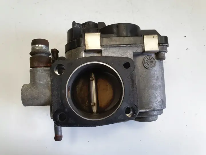 Opel Astra III H 1.6 16V PRZEPUSTNICA 055352858