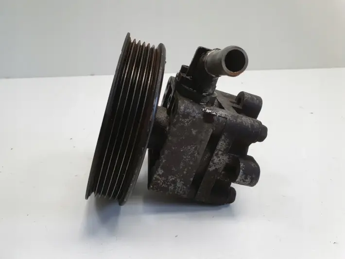 Nissan X-TRAIL T30 2.0 16V POMPA WSPOMAGANIA oryginał