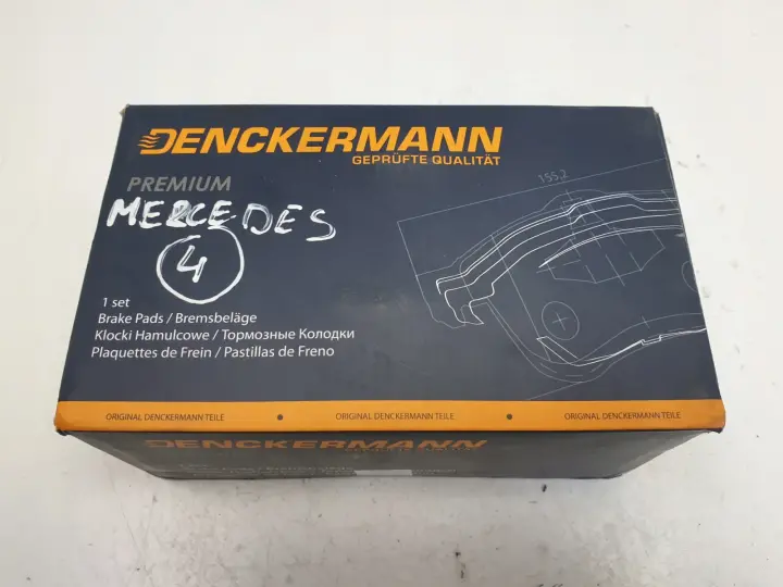 Mercedes CLK W209 3.0 V6 KLOCKI HAMULCOWE Przód