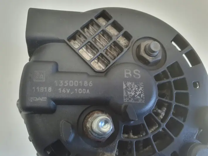 Opel Astra H lift 1.7 CDTI ALTERNATOR 100A 13500186