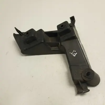 Volvo V70 III PRAWY TYLNY ŚLIZG ZDERZAKA Tył