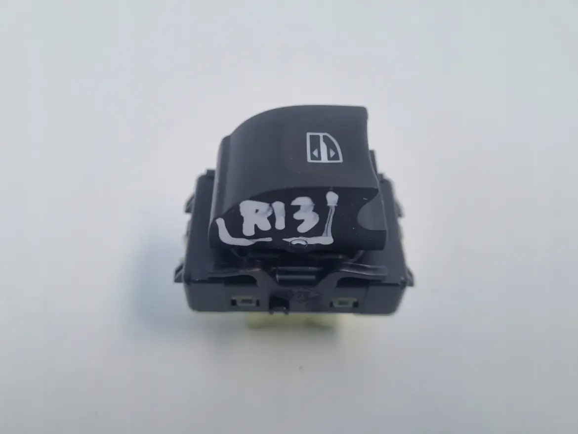 Renault Clio Dacia Sandero III PANEL SZYB Przełącznik włącznik 254118439R