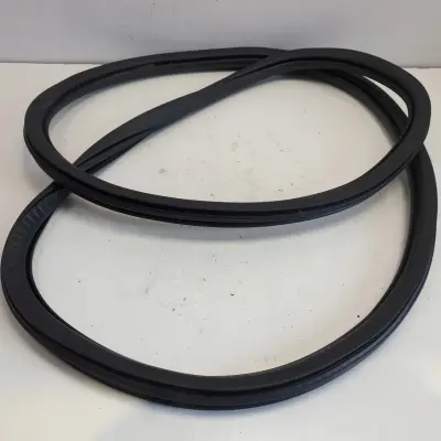 Opel Corsa F USZCZELKA DRZWI prawy tył