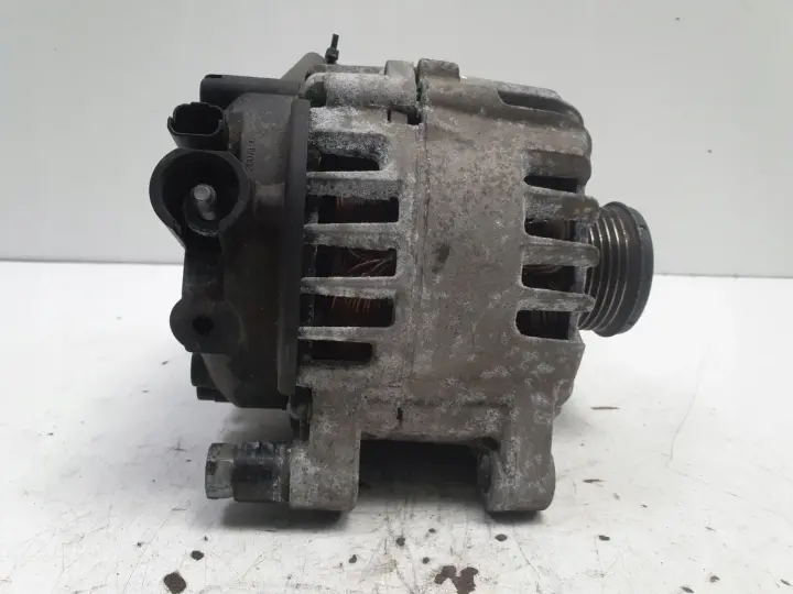 Peugeot 508 2.0 HDI ALTERNATOR 9678048880 valeo