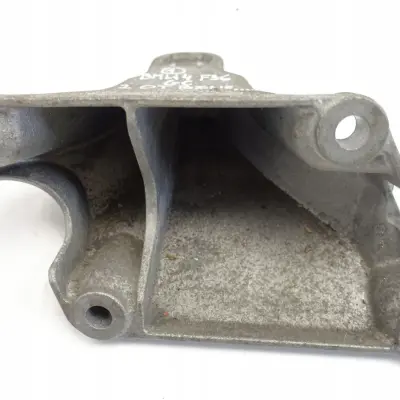 BMW F36 Gran Coupe 428 2.0 ŁAPA SILNIKA 6788610