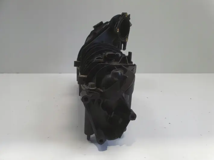 BMW E87 E90 2.0 D KOLEKTOR SSĄCY 7797384