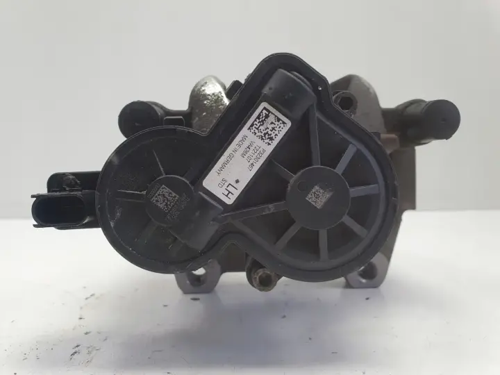 Volvo V60 XC60 II TYLNY ZACISK HAMULCOWY lewy tył P32301467