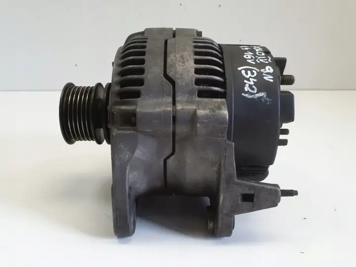 Audi 80 B4 1.9 TDI ALTERNATOR bosch 028903025A 0123310007 70A