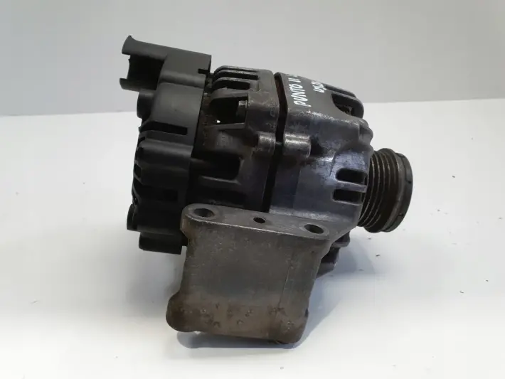 Fiat Punto II 1.3 M-JET ALTERNATOR valeo 46823547